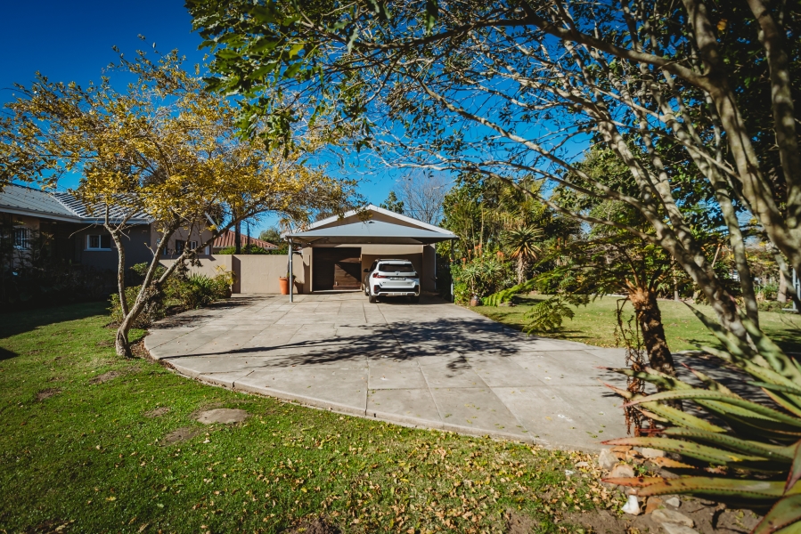 4 Bedroom Property for Sale in Heather Park Western Cape